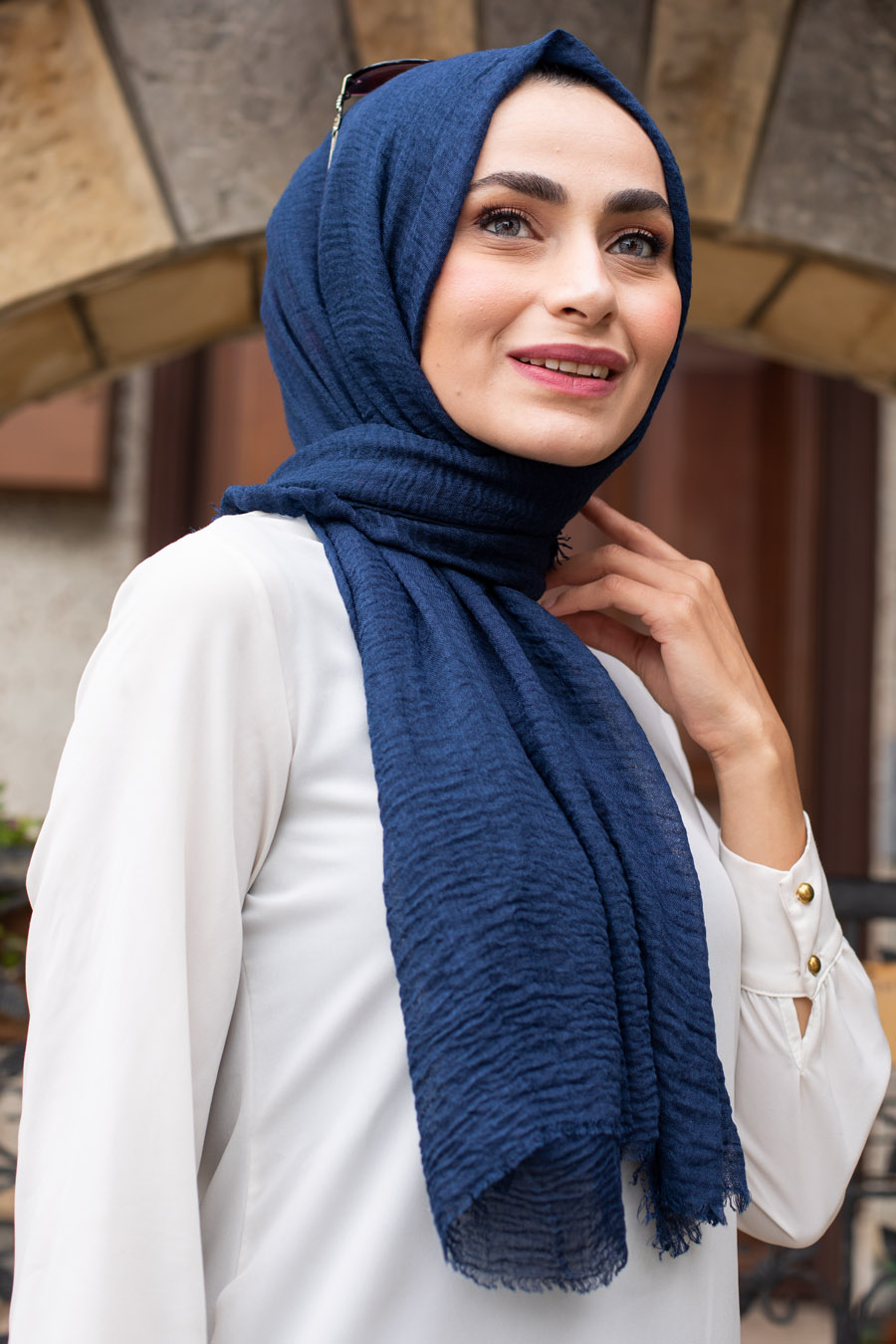 NAVY BLUE SHAWL