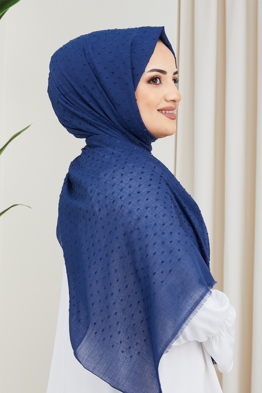 NAVY BLUE   -  SHAWL