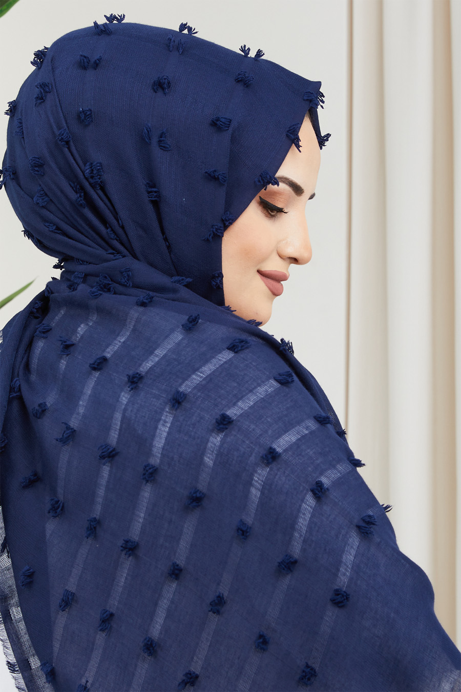 NAVY BLUE    -  SHAWL NAVY BLUE    -  SHAWL