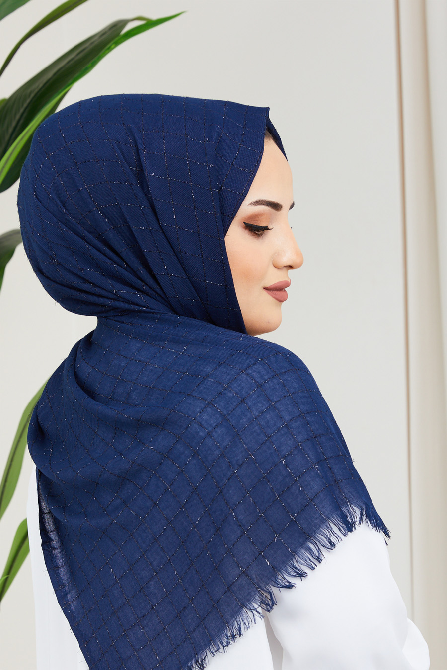NAVY BLUE  -  SHAWL