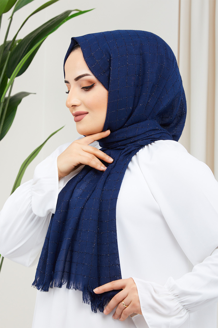 NAVY BLUE  -  SHAWL