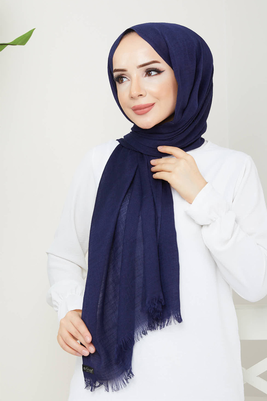NAVY BLUE - SHAWL