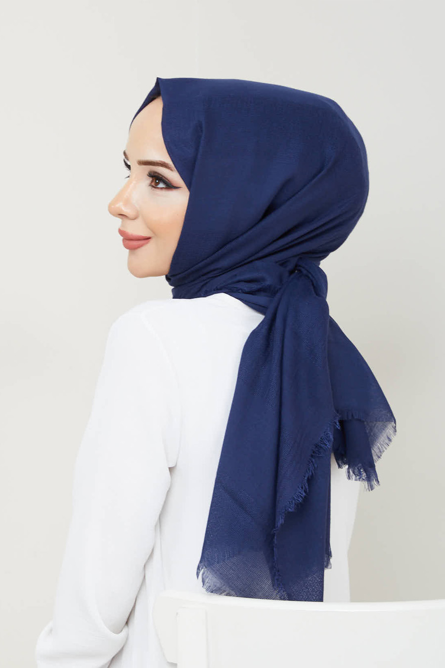 NAVY BLUE   - SHAWL