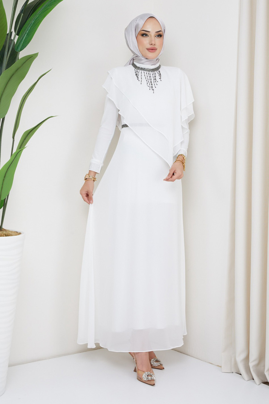 NECKLACE  EVENING DRESS  WHITE 