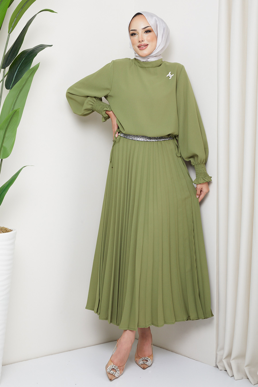 OIL GREEN  TUNIC AND SKIRT SUIT