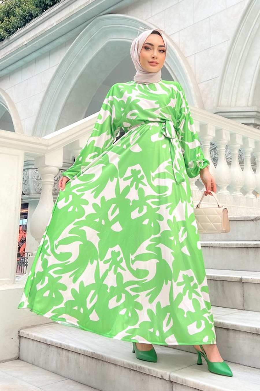 PATTERNED GREEN DRESS