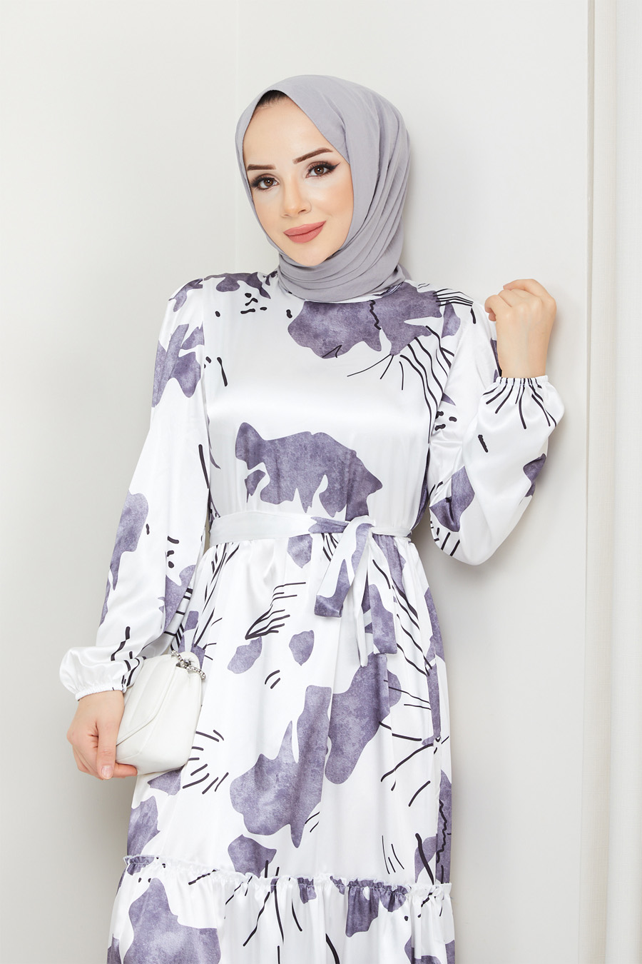  PATTERNED GREY DRESS 