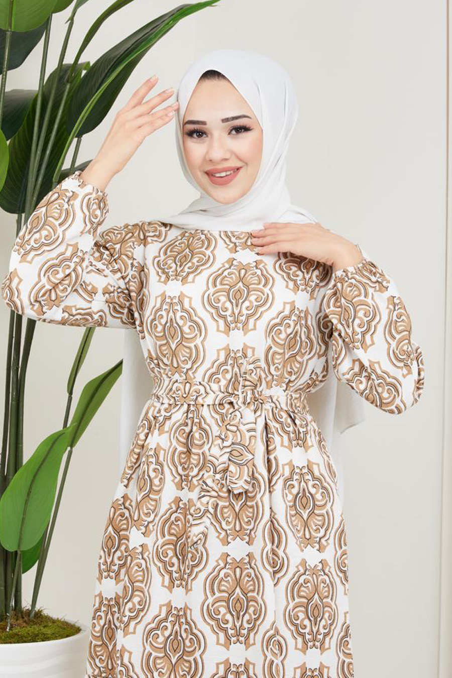 PATTERNED LIGHT BROWN DRESS