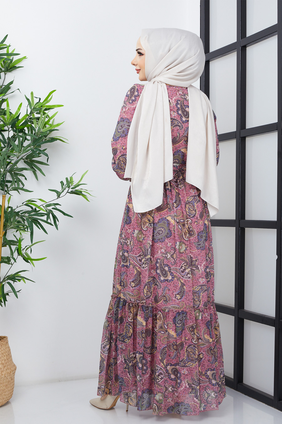 FLOWER PATTERNED POWDER PINK DRESS