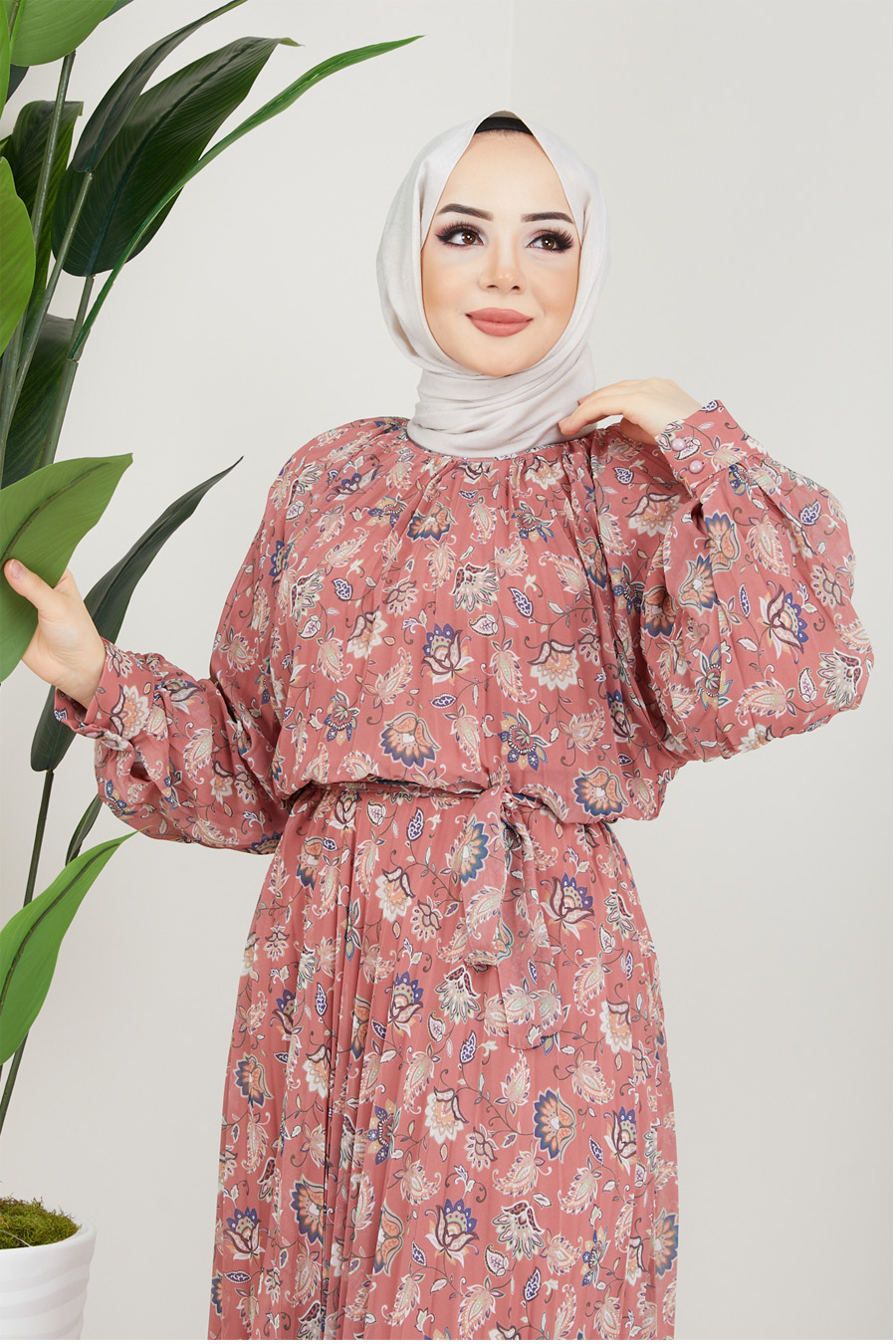 FLOWER PATTERNED POWDER PINK DRESS