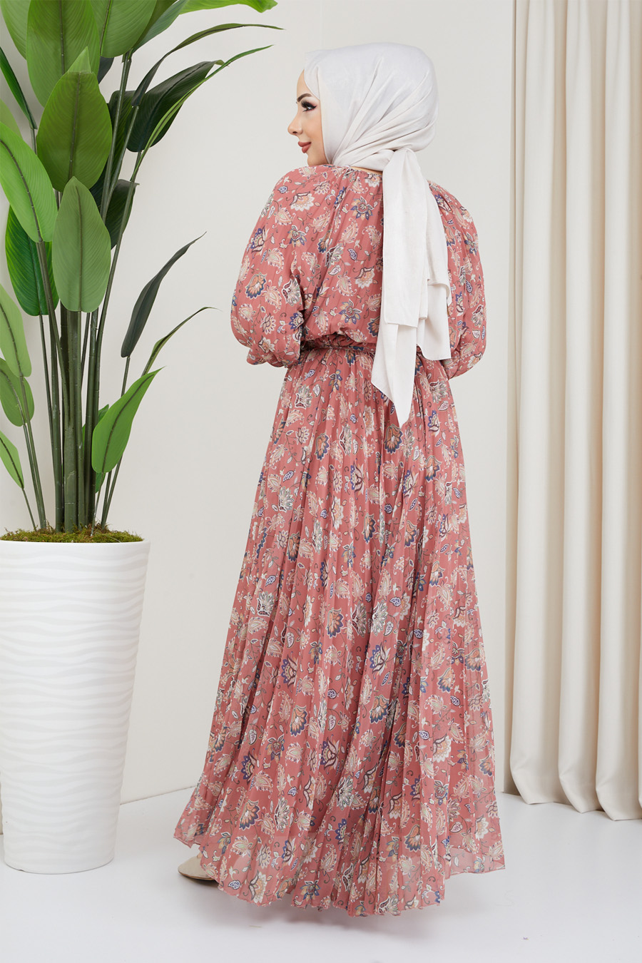 FLOWER PATTERNED POWDER PINK DRESS