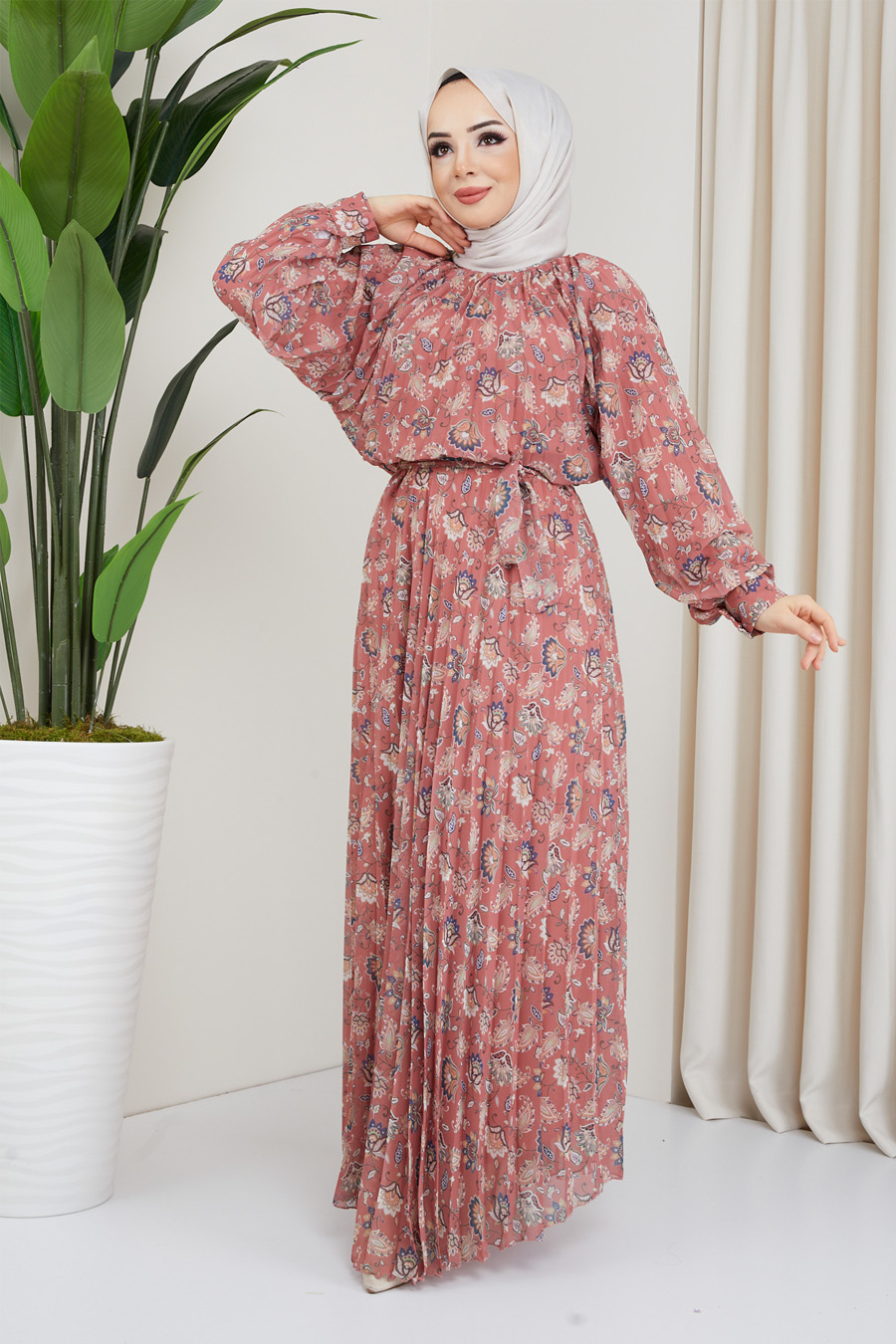 FLOWER PATTERNED POWDER PINK DRESS