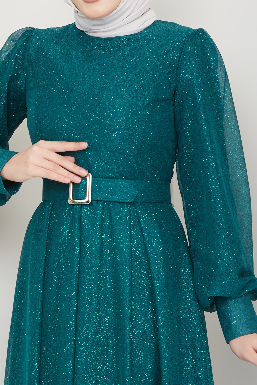 GREEN EVENING DRESS   GREEN EVENING DRESS