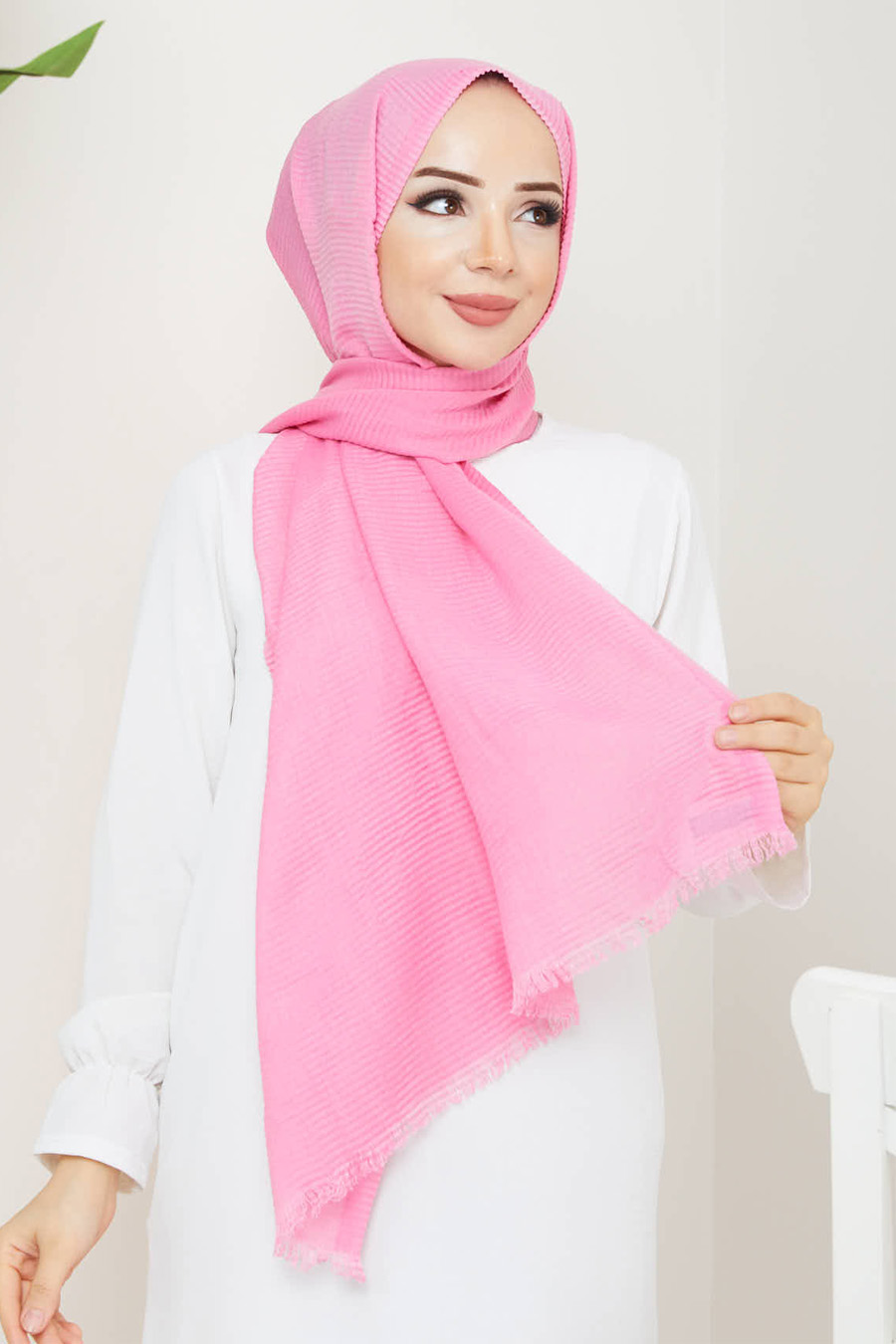 PINK -  PLEATED SHAWL