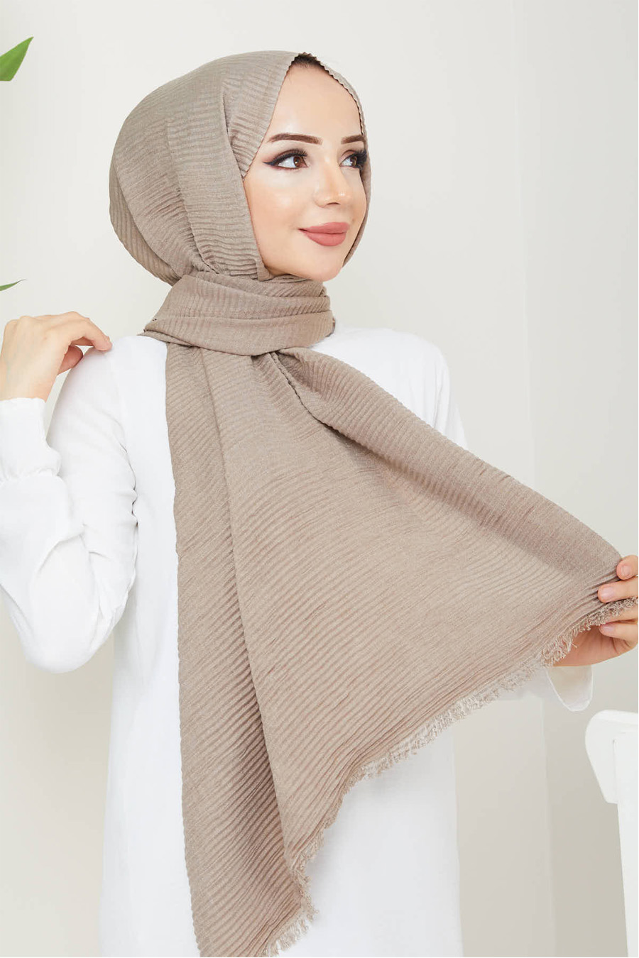 VISON -  PLEATED SHAWL