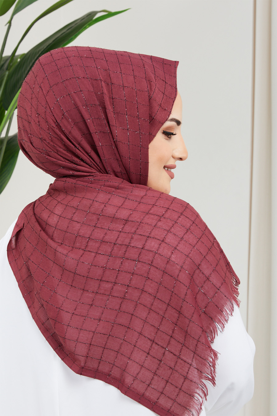 PLUM  -  SHAWL