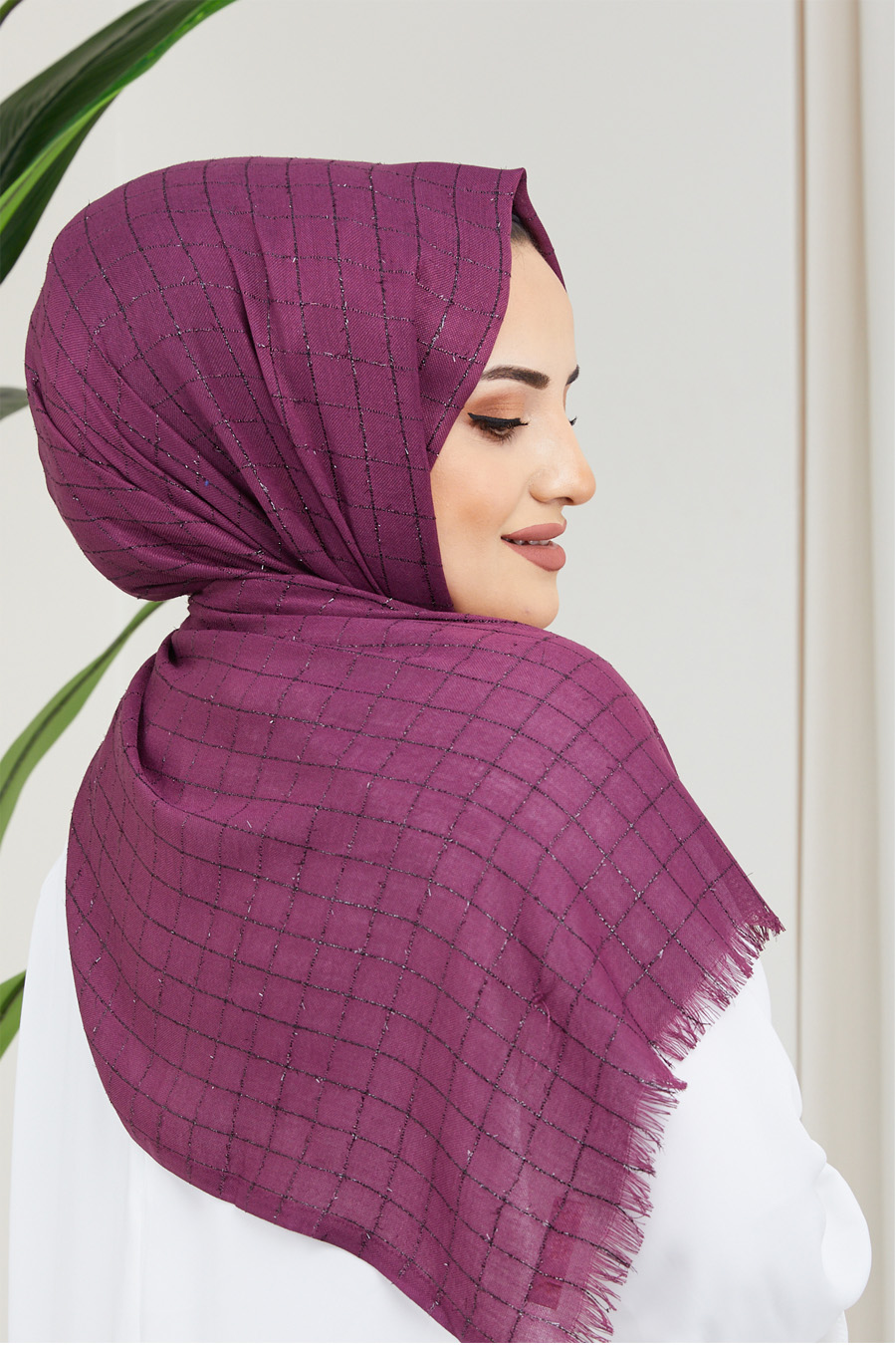 PLUM -  SHAWL