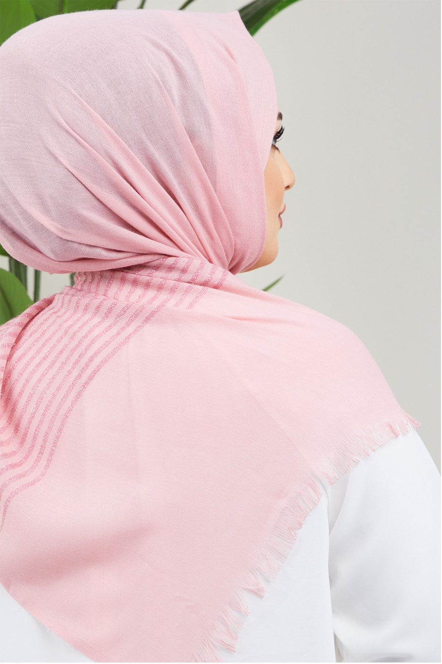POWDER PINK  -  SHAWL