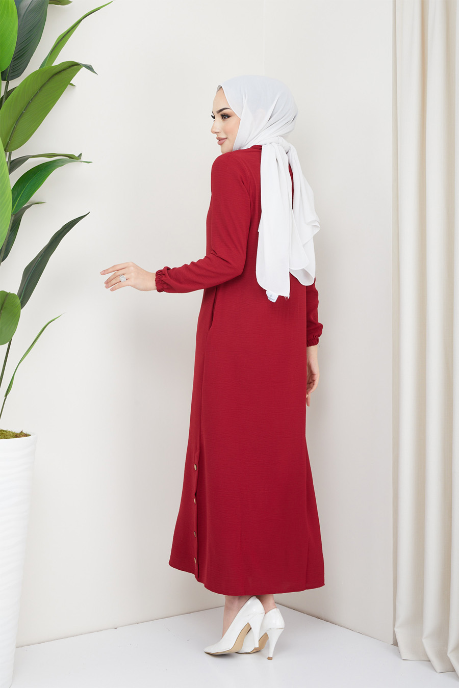 ABAYA - RED