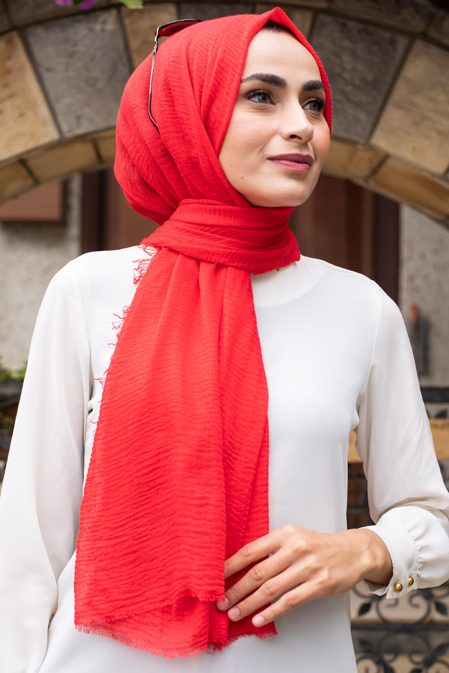 RED SHAWL