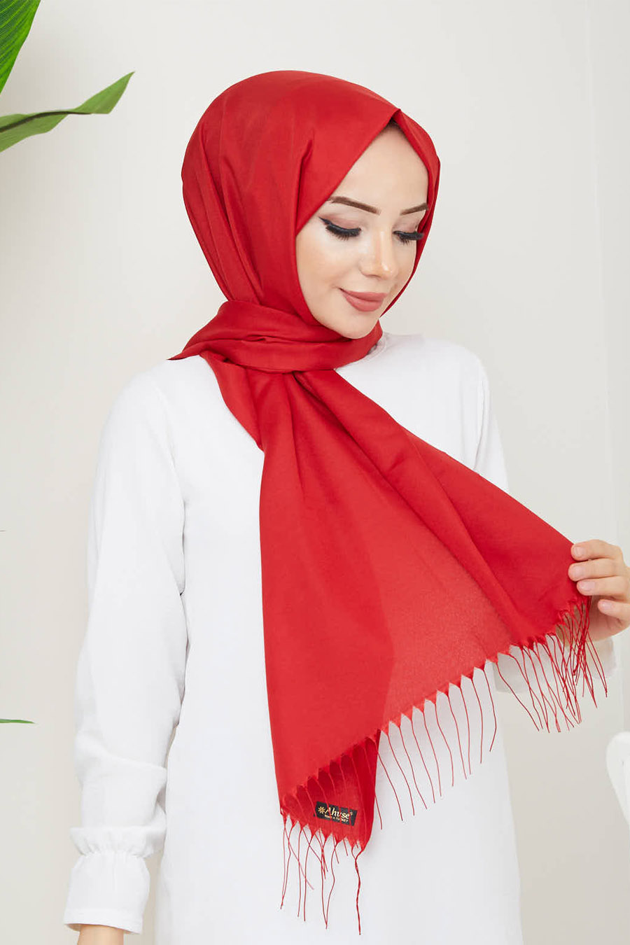 RED - SHAWL