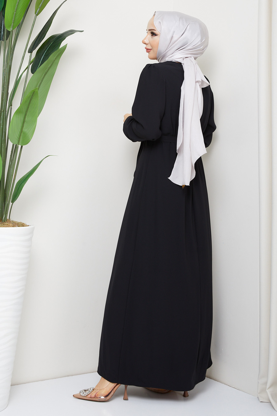 STONE DETAILED DRESS -  BLACK 