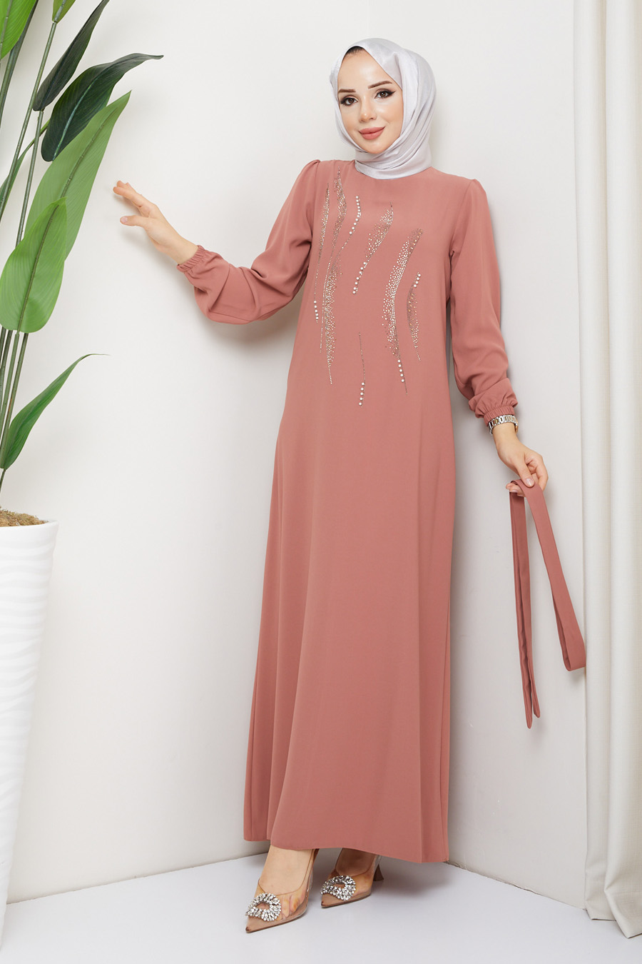 STONE DETAILED DRESS -  BRICK COLOR 