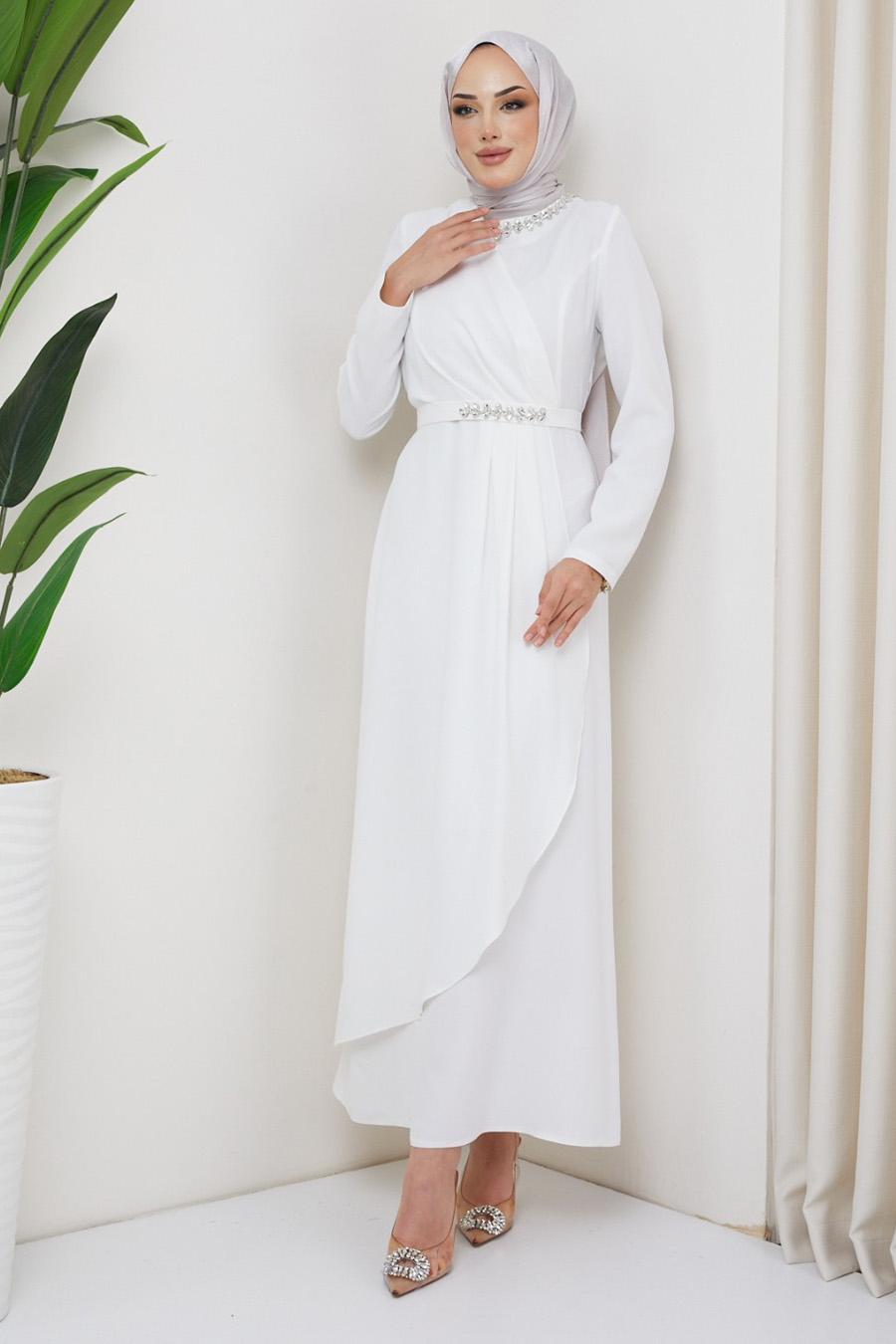 STONE DETAILED EVENING DRESS  WHITE 