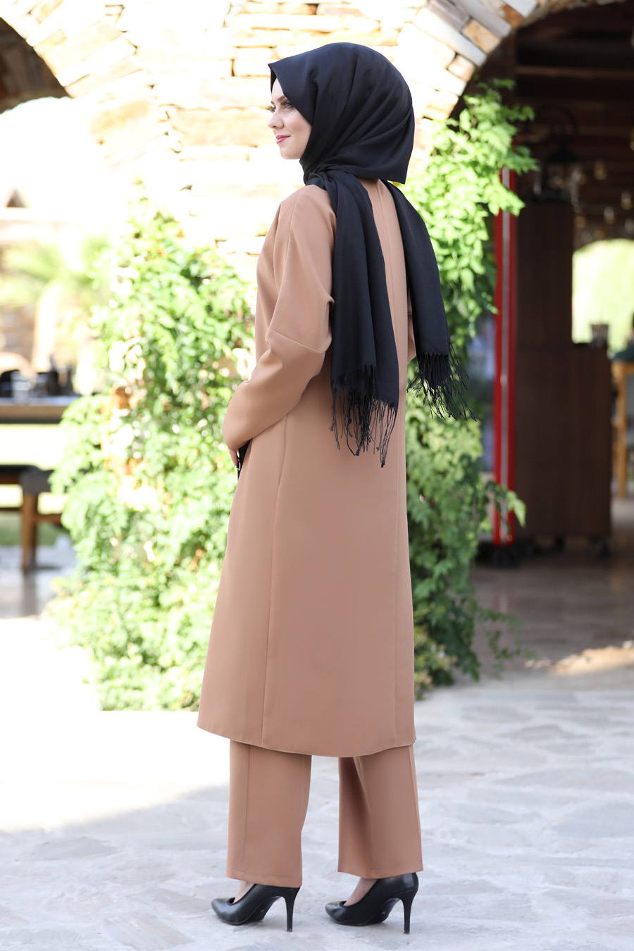 TAN COLOR TUNIC AND PANT SUIT