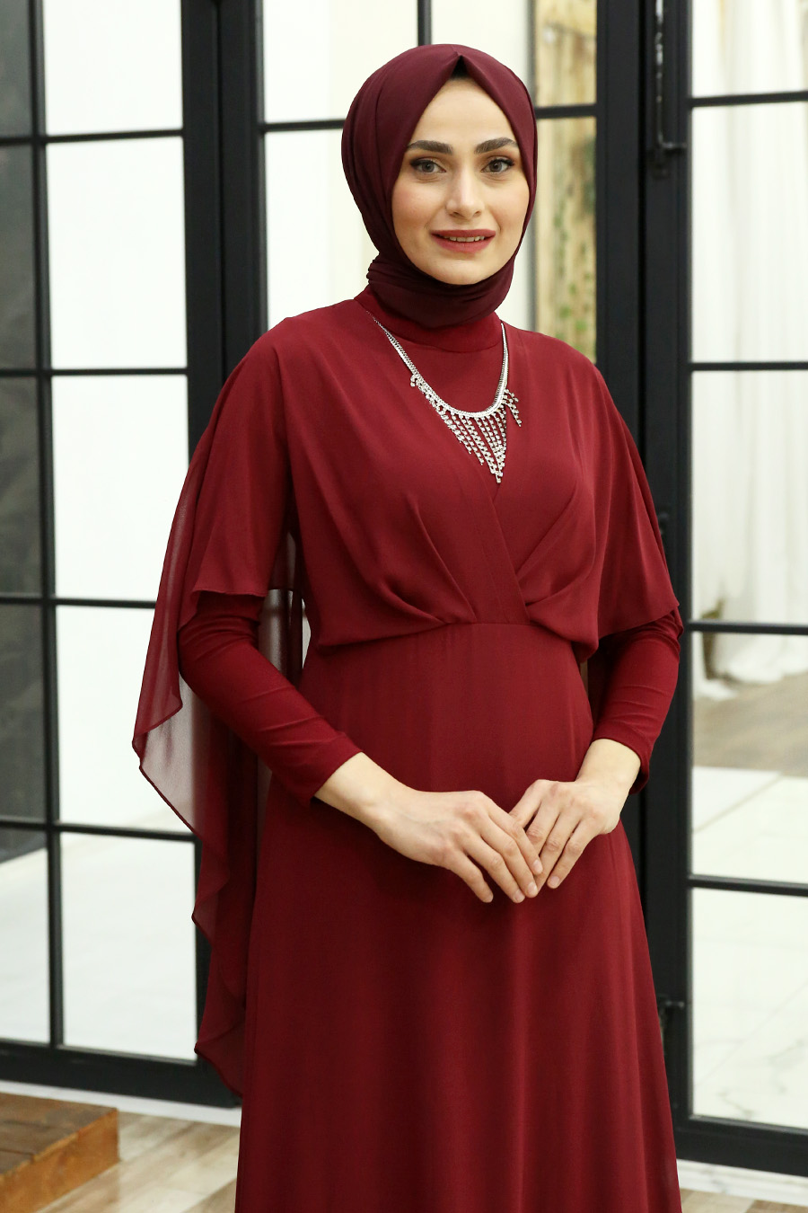 CLARET RED EVENING DRESS 