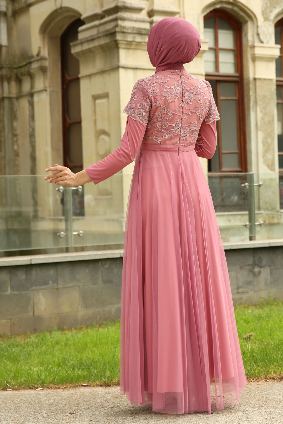 PINK EVENING DRESS 