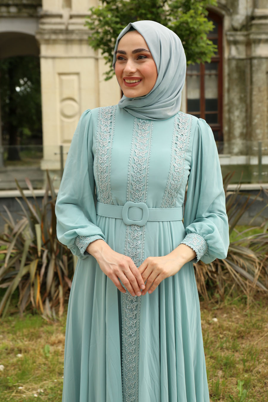 STONE DETAILED MINT EVENING DRESS  