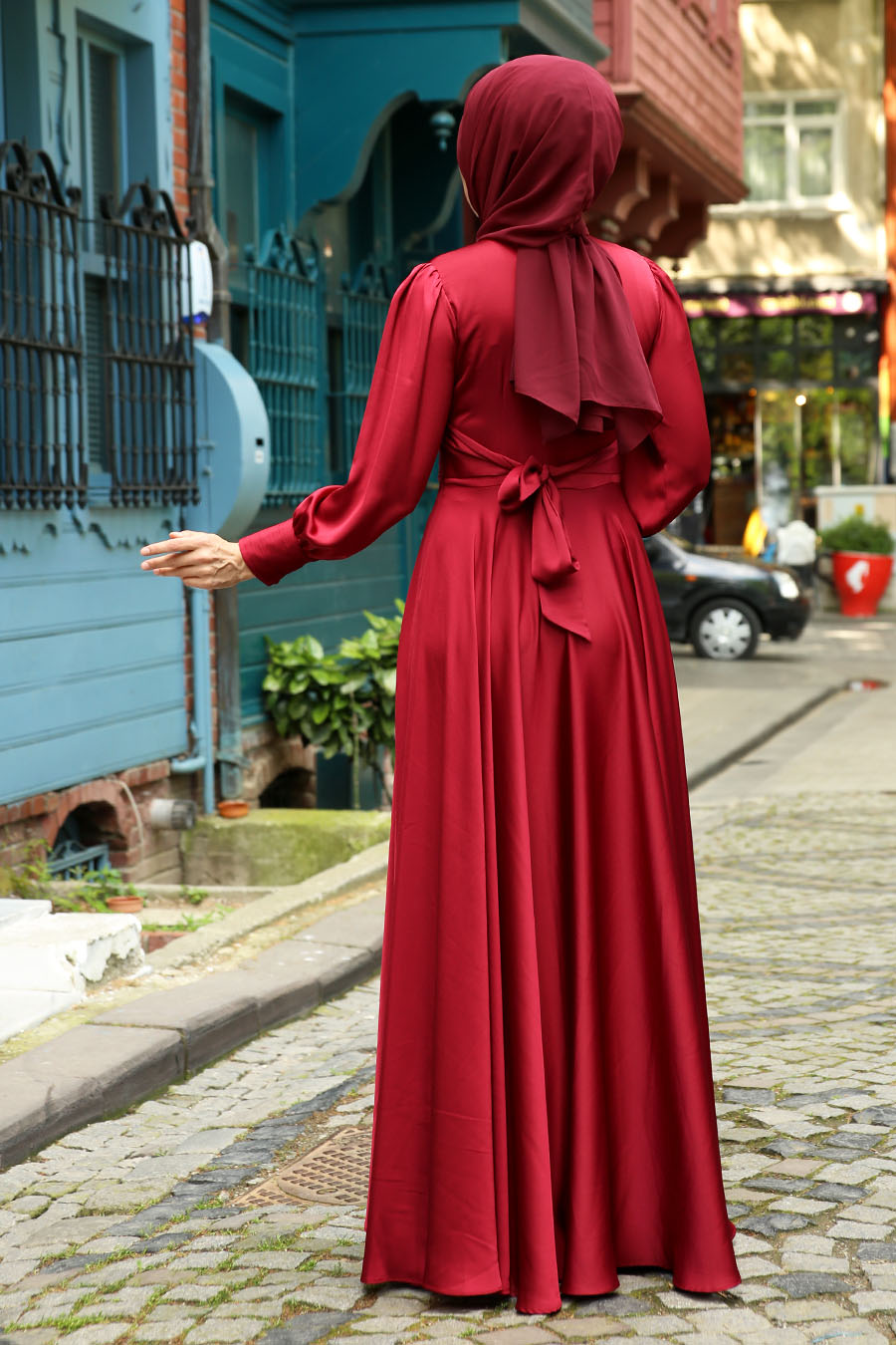 CLARET RED EVENING DRESS  