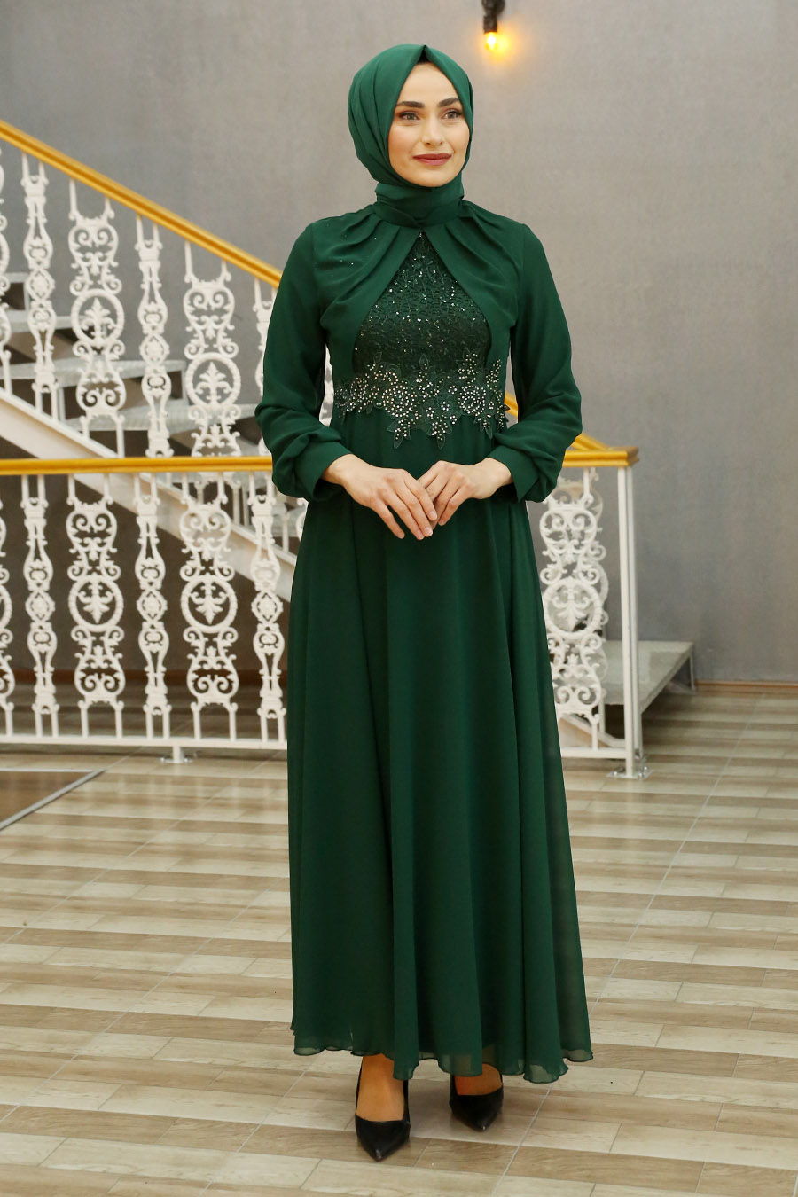 STONE DETAILED GREEN EVENING DRESS 