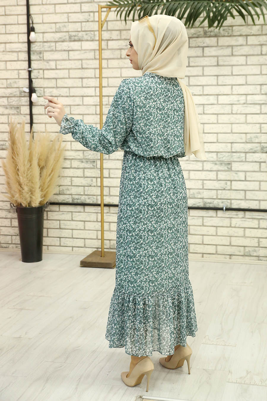 FLOWER PATTERNED GREEN DRESS 