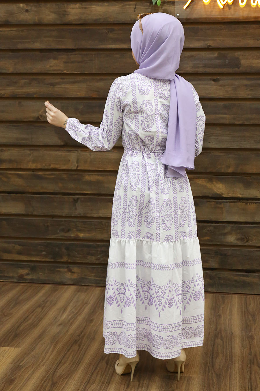 FLOWER PATTERNED LILA DRESS 