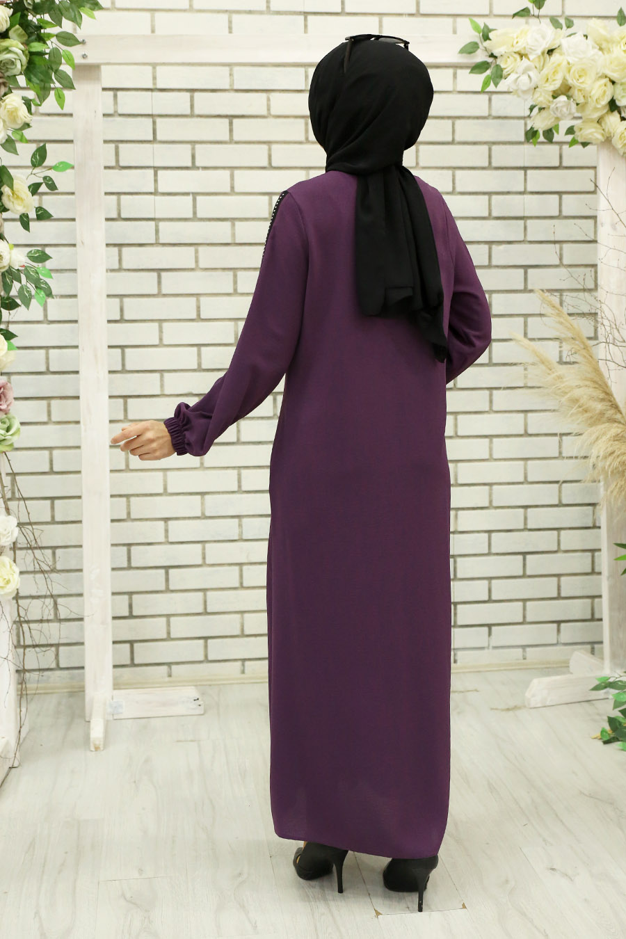 PURPLE ABAYA 