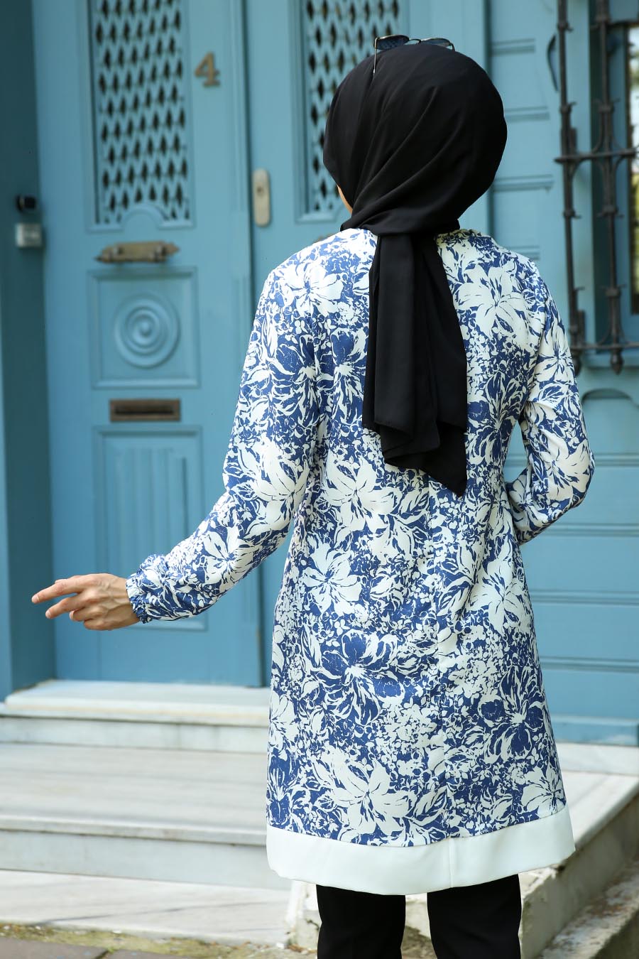 FLOWER PATTERNED BLUE  TUNIC 