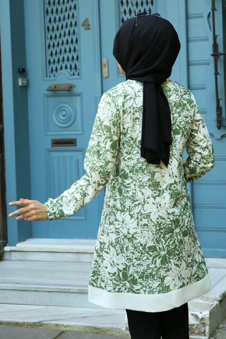 FLOWER PATTERNED GREEN TUNIC