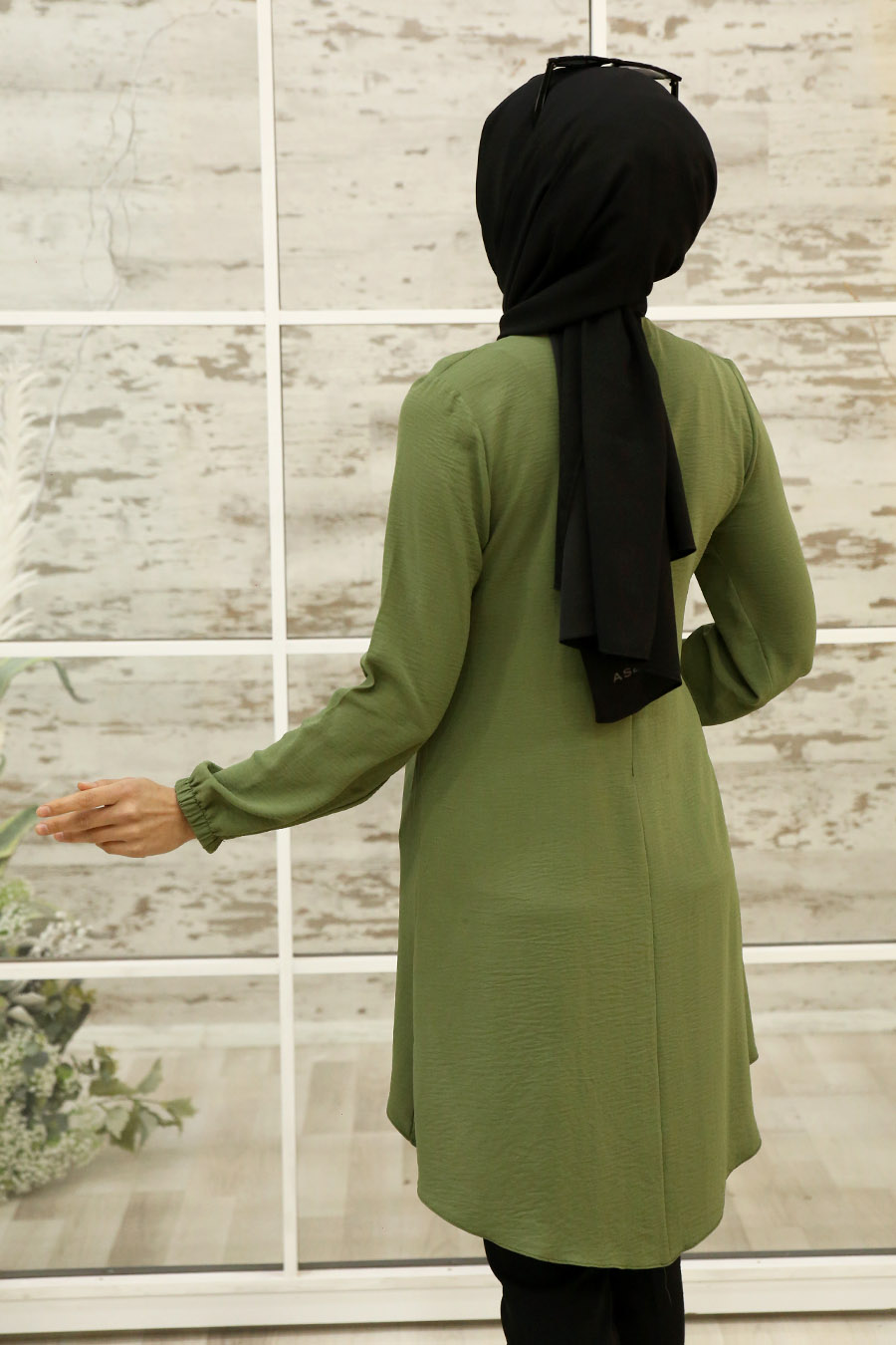 GREEN TUNIC   GREEN TUNIC