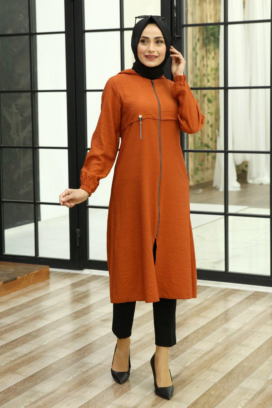 BRICK COLOR COAT