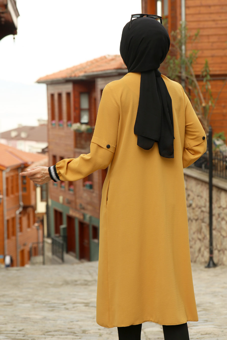 MUSTARD COAT 