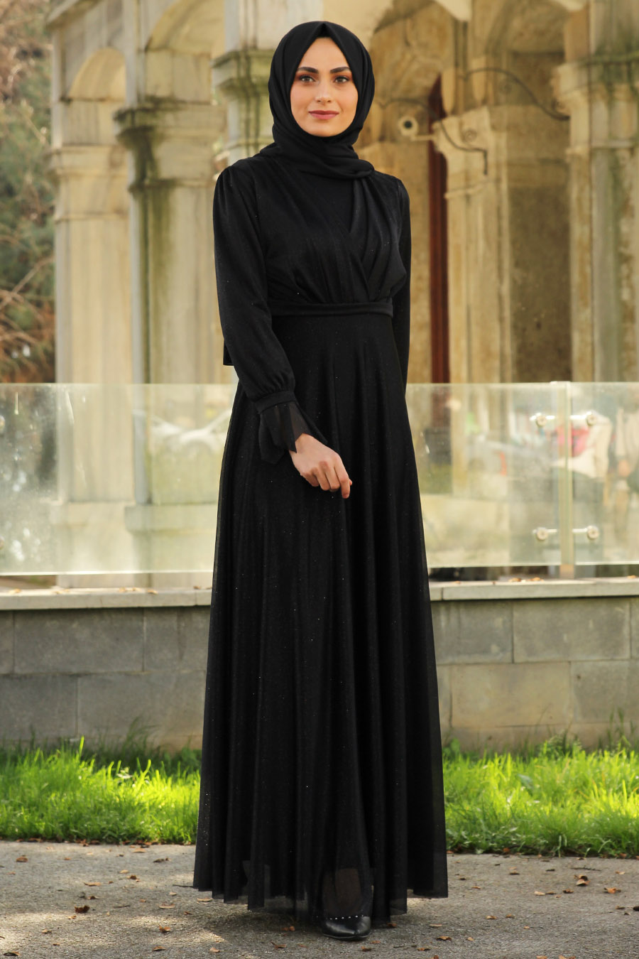 BLACK EVENING DRESS