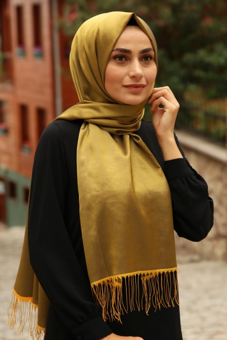 GOLD SHAWL