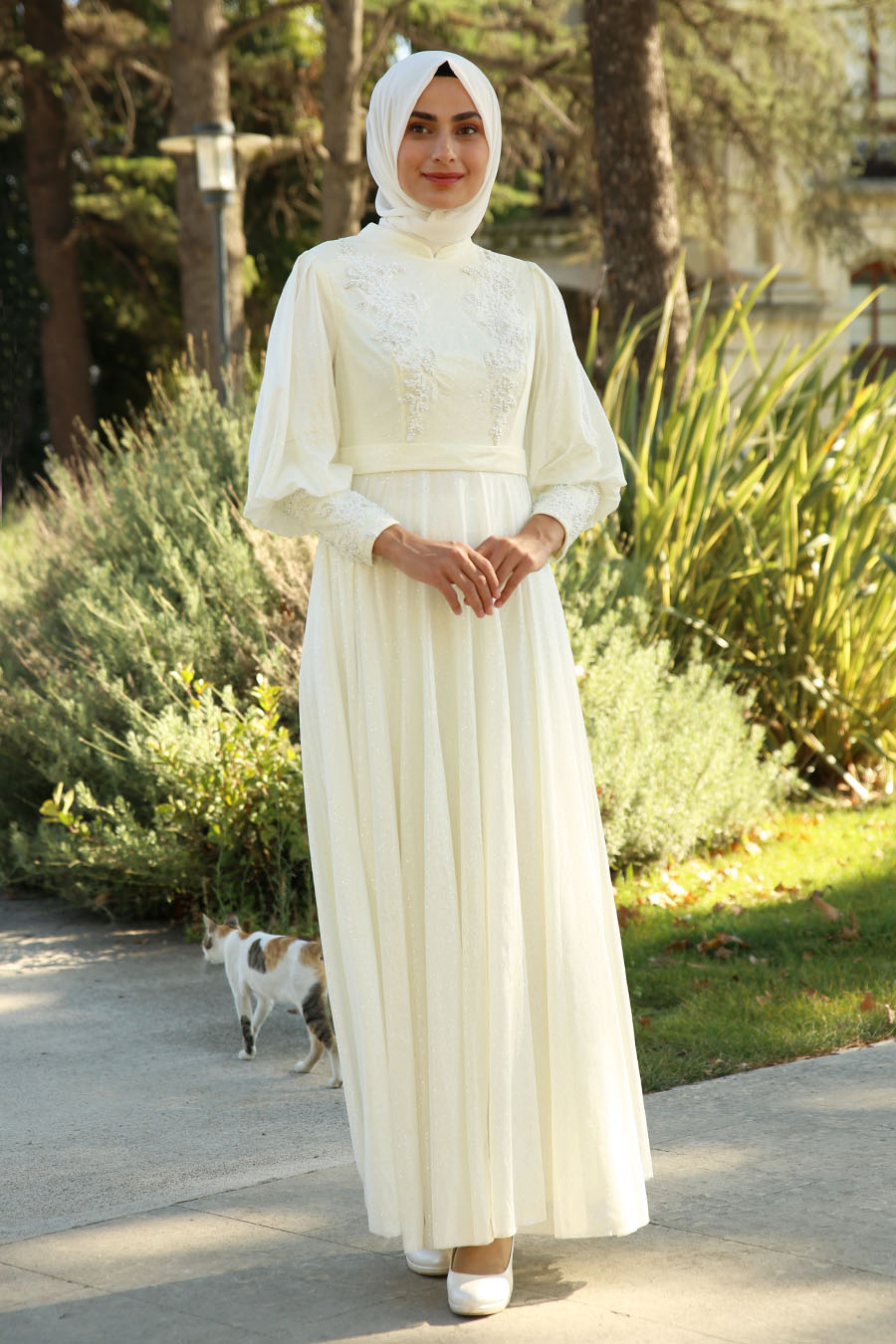ECRU EVENING DRESS