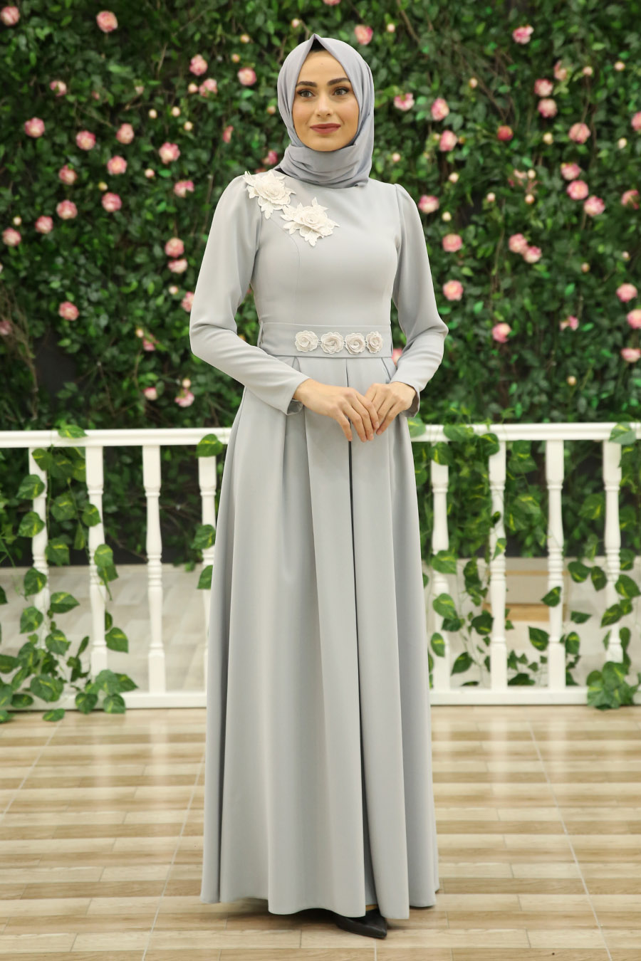 GREY EVENING DRESS 
