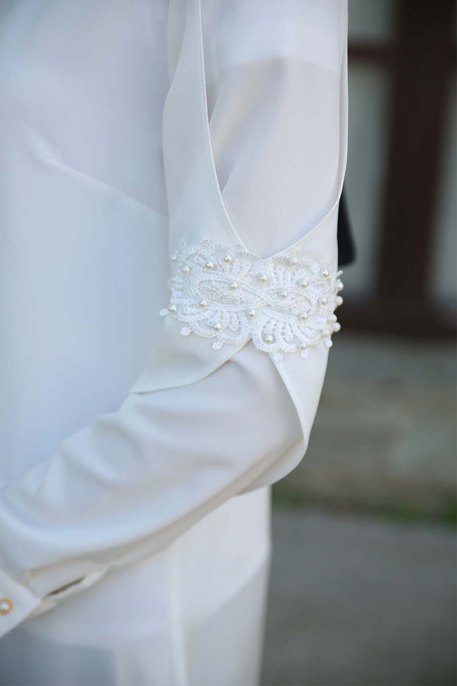 PEARL DETAILED ECRU TUNIC  PEARL DETAILED ECRU TUNIC