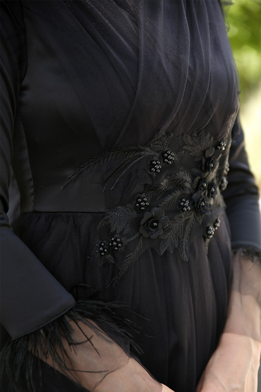 BLACK EVENING DRESS