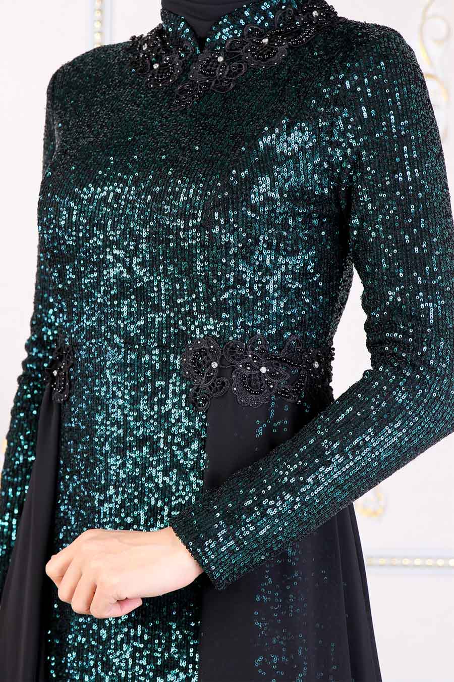 SEQUIN DETAILED GREEN EVENING DRESS