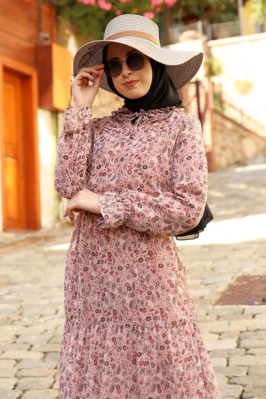 FLOWER PATTERNED POWDER PINK DRESS
